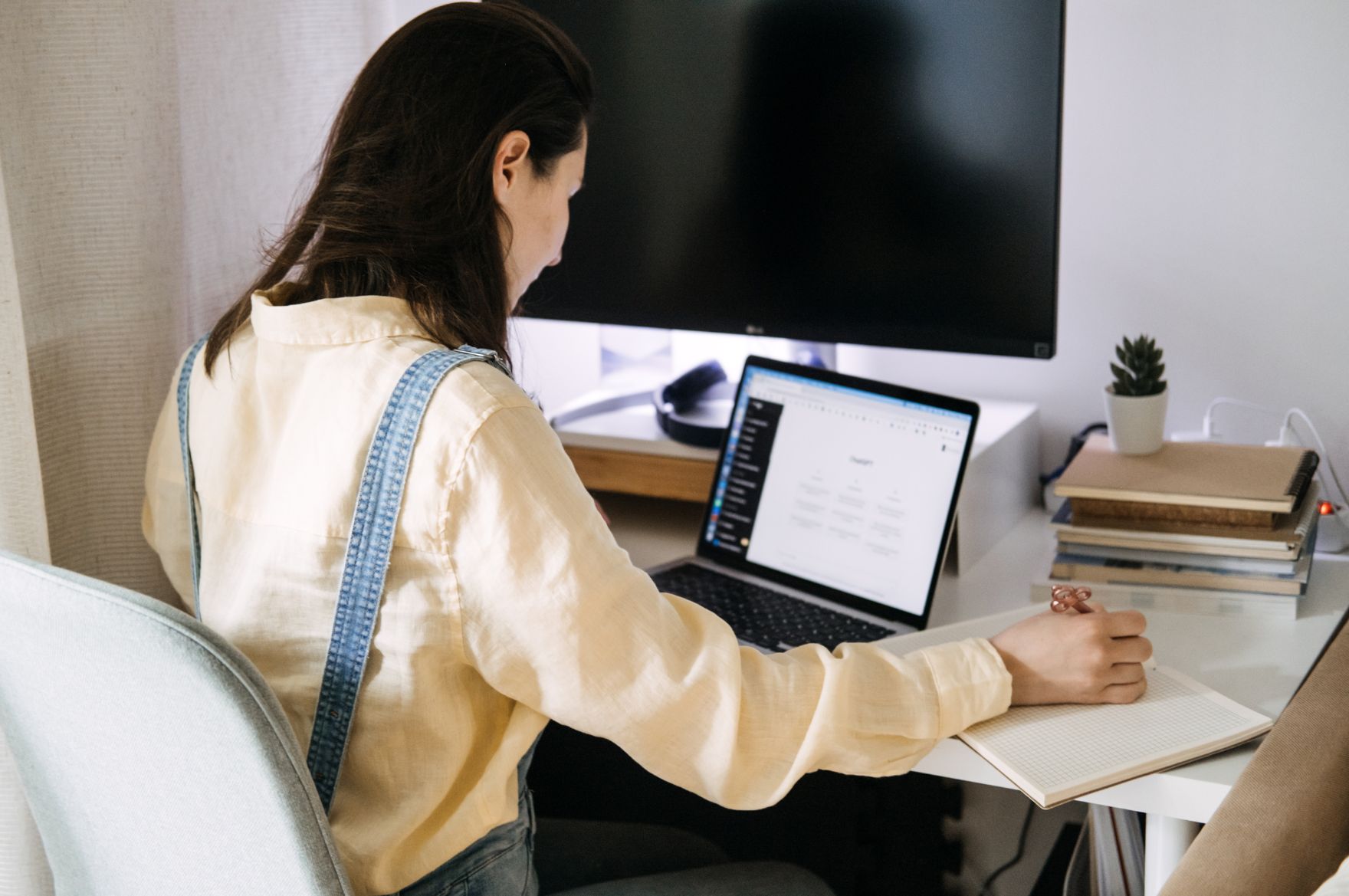 Tworzenie prezentacji biznesowej w Canvie – wskazówki krok po kroku